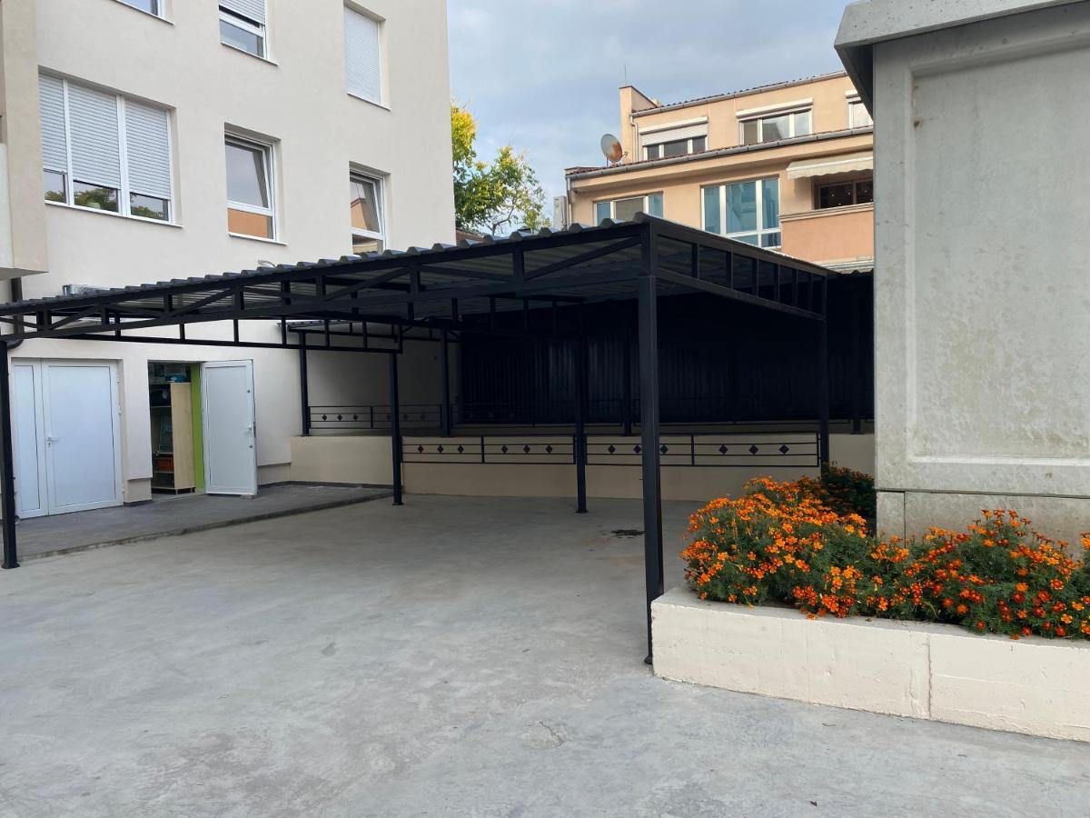 Apartman Mdb Lux Subotica Luaran gambar