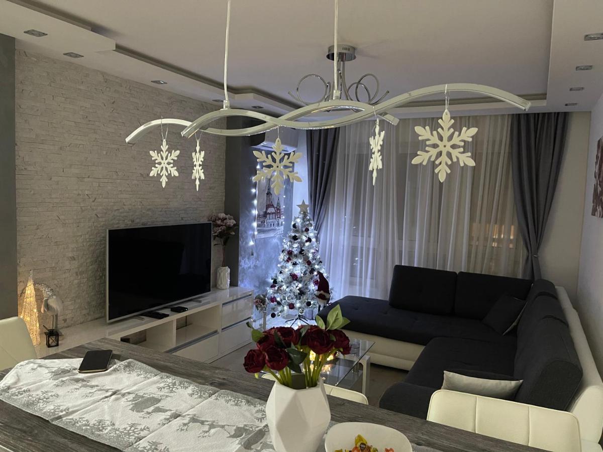 Apartman Mdb Lux Subotica Luaran gambar